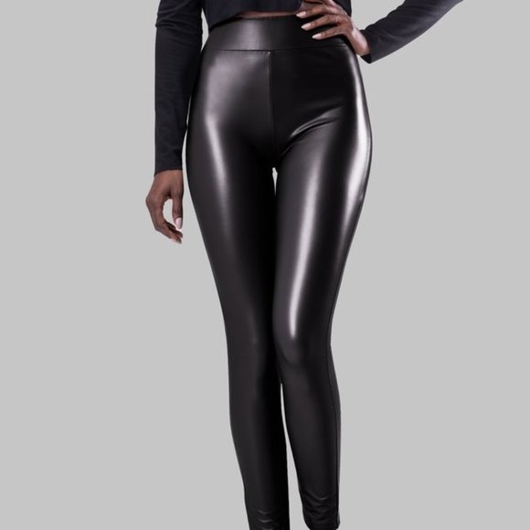 By Egreis Black Justine Leggings - Picture 4 of 5